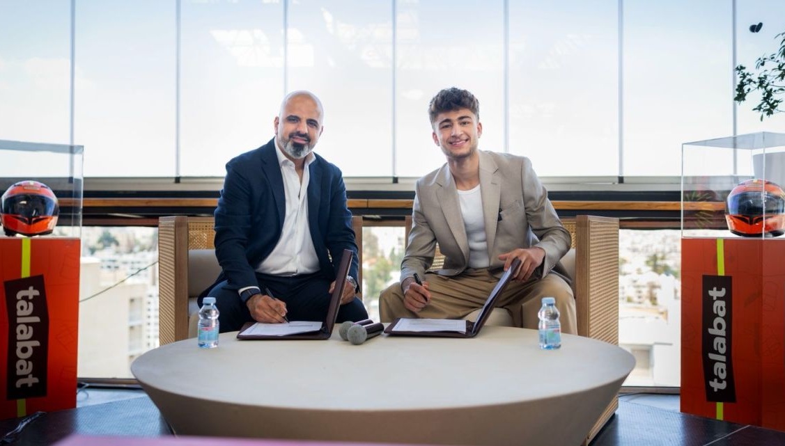 Talabat signs partnership with young Jordanian footballer Odeh Fakhouri